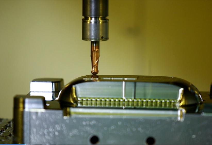 如何使用三坐標(biāo)測(cè)量儀快速測(cè)量模具(圖2) 如何使用三坐標(biāo)測(cè)量儀快速測(cè)量模具(圖2)