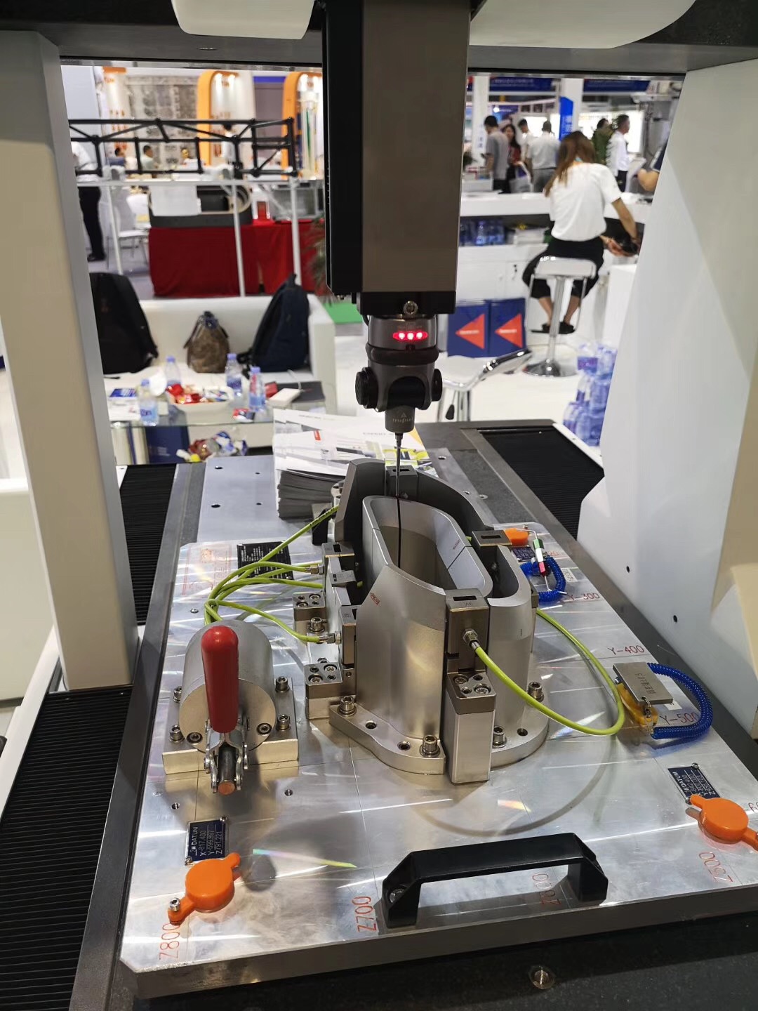 大放異彩 | 思瑞測量三坐標多樣亮相DMC 2019模具展(圖2) 大放異彩 | 思瑞測量三坐標多樣亮相DMC 2019模具展(圖2)